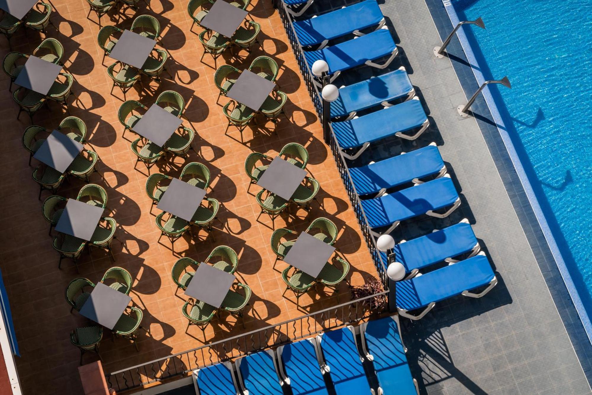Hotel Cartago Nova By Alegria Malgrat de Mar Exterior photo