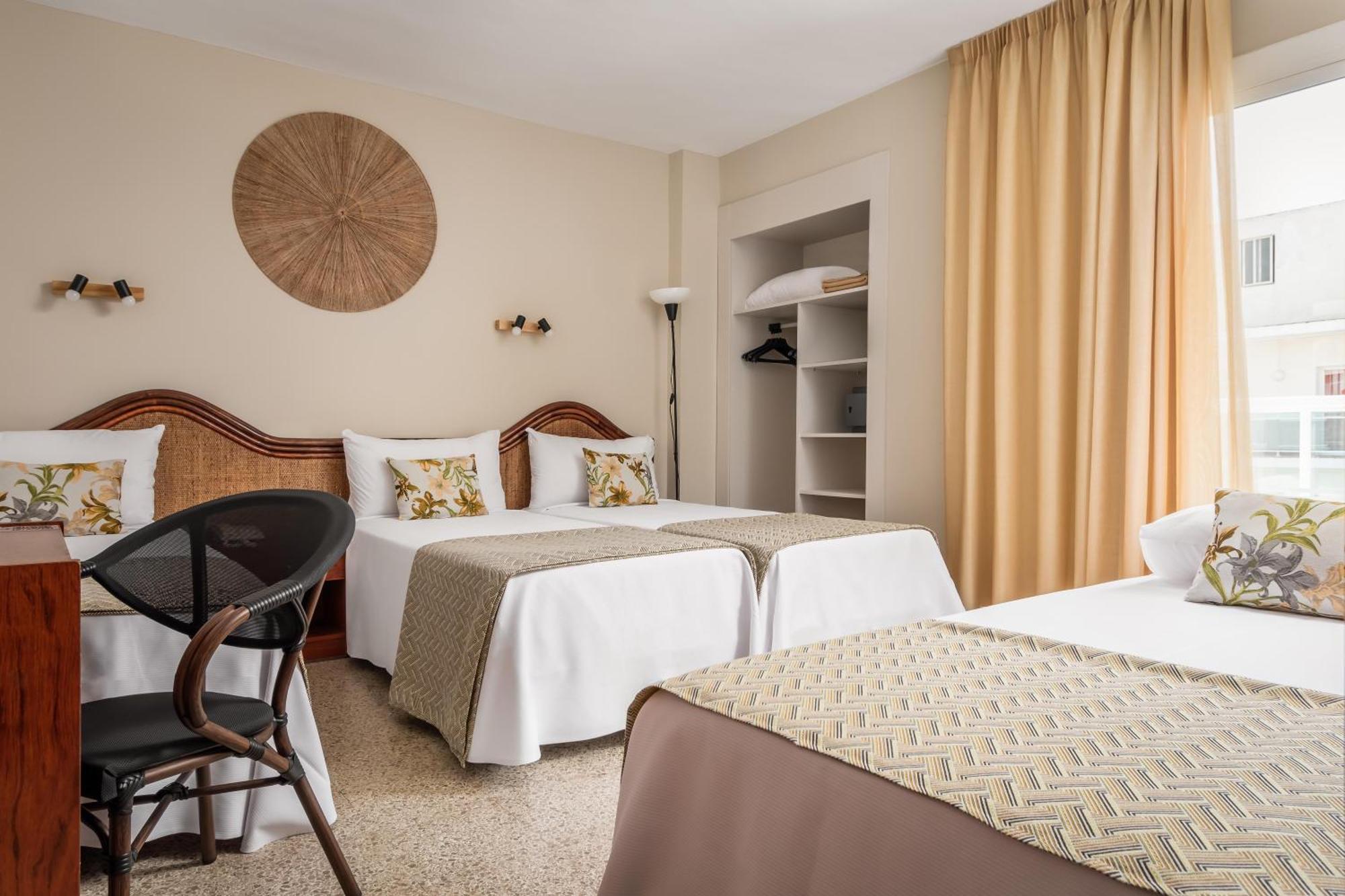 Hotel Cartago Nova By Alegria Malgrat de Mar Exterior photo