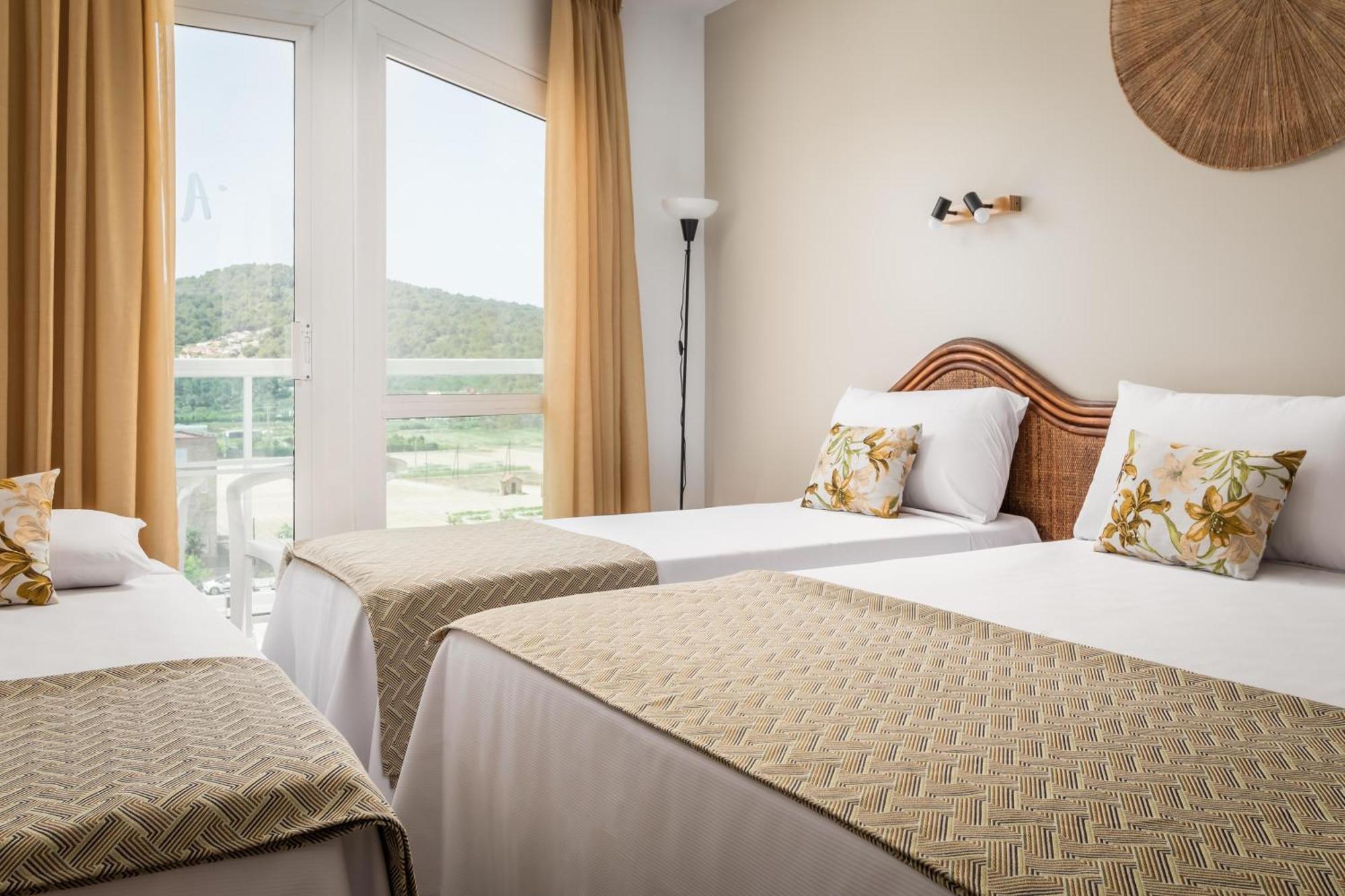 Hotel Cartago Nova By Alegria Malgrat de Mar Exterior photo
